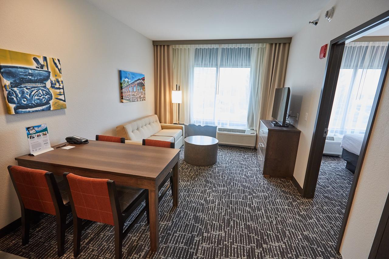 Gundersen Hotel & Suites La Crosse Zewnętrze zdjęcie